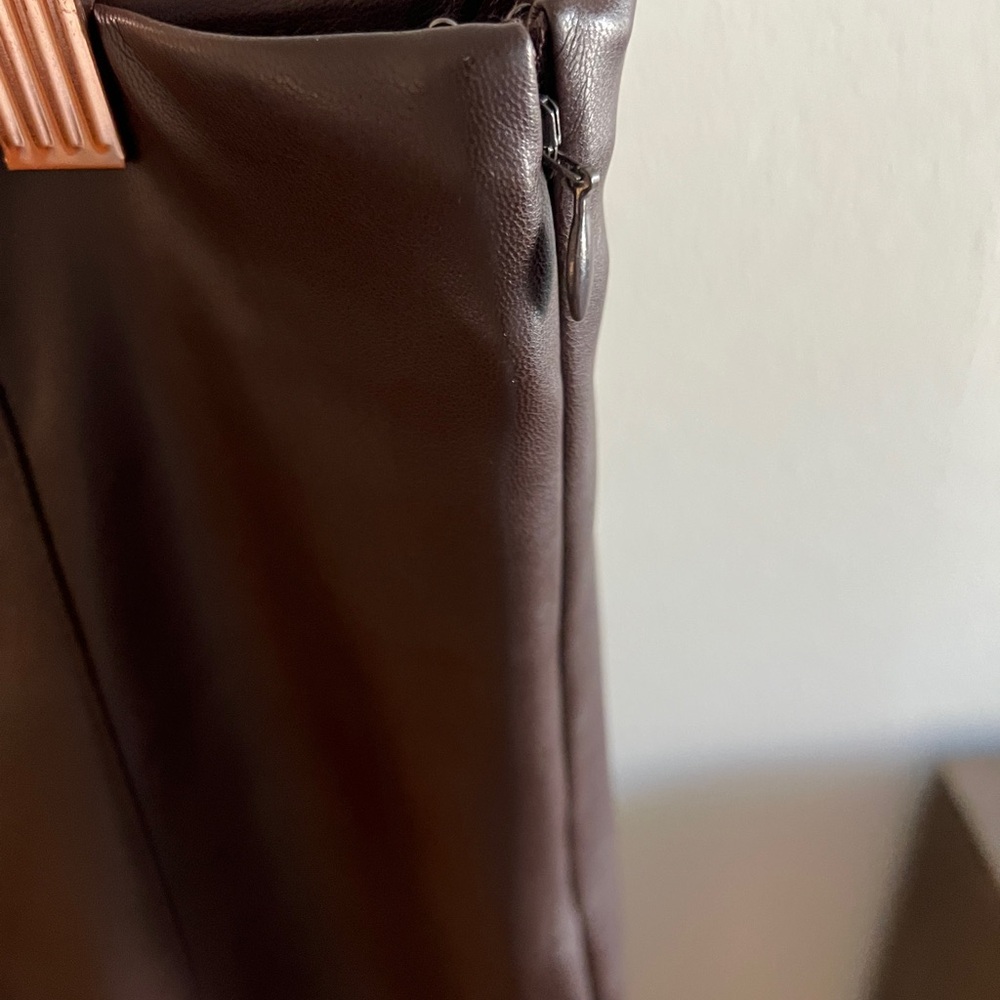 Ann Taylor Dark Brown Faux Leather Trousers 8P - Picture 3 of 4